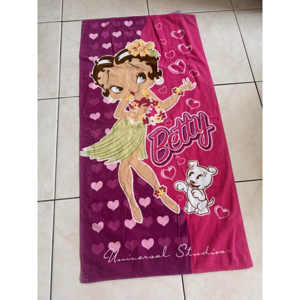 Betty Boop Hula Girl Pudgy Dog Universal Studios Pink Beach Towel Hearts Vtg